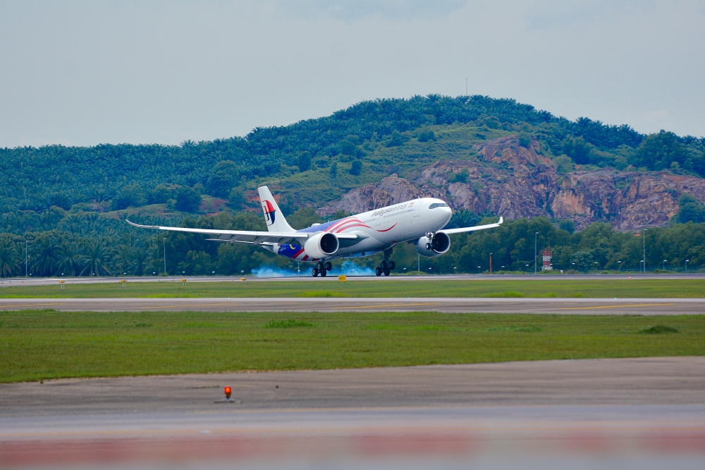 Malaysia Airlines’ new Airbus A330neo touches down at Kuala Lumpur International Airport (KLIA) November 29, 2024. — Picture courtesy of Malaysia Aviation Group Berhad