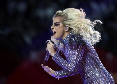 Lady Gaga to perform at Rio’s Copacabana Beach for free?