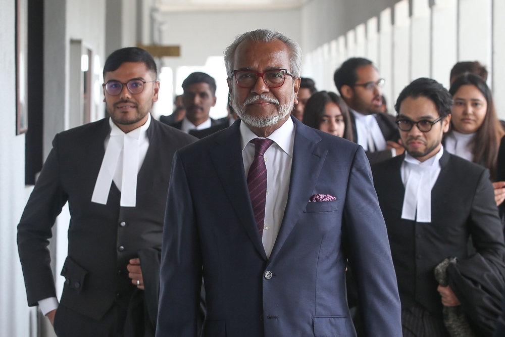 Lawyer Tan Sri Muhammad Shafee Abdullah is pictured at Kuala Lumpur High Court Complex October 30, 2024. Picture by Yusof Mat Isa