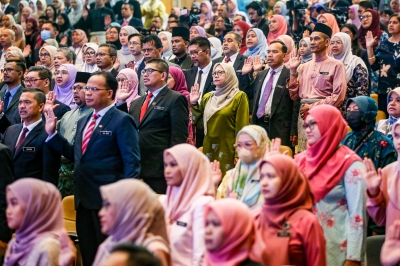 Johor civil service is making headlines, let’s not forget women’s roles — Ng Kor Sim 