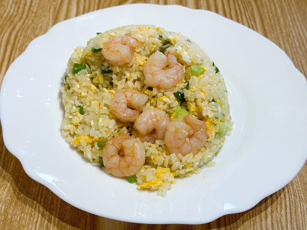 Who needs Uncle Roger when you can get glorious Taiwanese Fried Rice with Shrimp and Kampung Egg with plump grains mixed with egg and topped with juicy prawns. — Picture by Lee Khang Yi