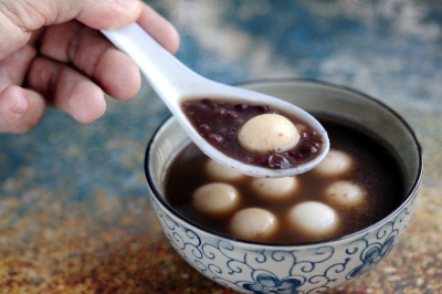 Celebrate the Winter Solstice with homemade red bean soup with ‘tong yun’