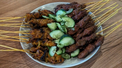 Meru’s Sate Famili brings exceptional ‘sate ayam’ and more to Mutiara Damansara