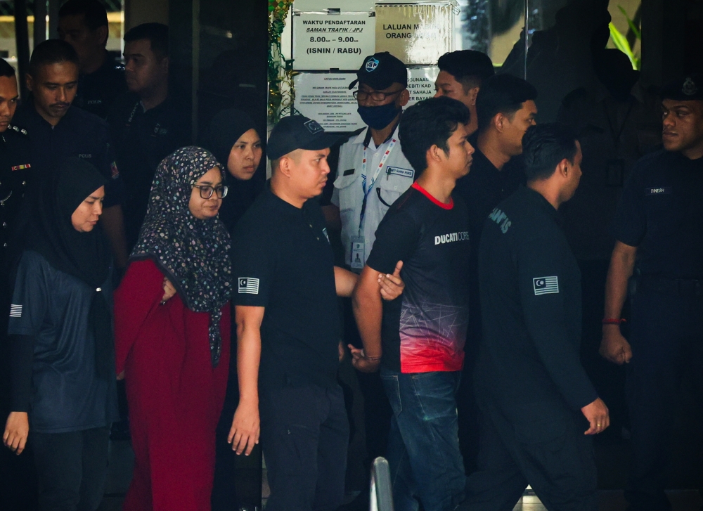 Zaim Ikhwan Zahari and Ismanira Abdul Manaf previously pleaded not guilty at the Sessions Court to one charge of neglecting their six-year-old child in a manner likely to cause physical harm in December 2023. — Bernama pic