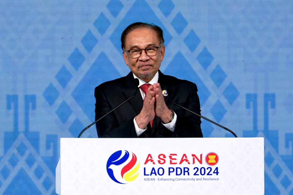 Prime Minister Datuk Seri Anwar Ibrahim gives a speech during the closing ceremony of the 44th and 45th Asean Summits and Related Summits at the National Convention Centre (NCC) October 11, 2024. — Bernama pic