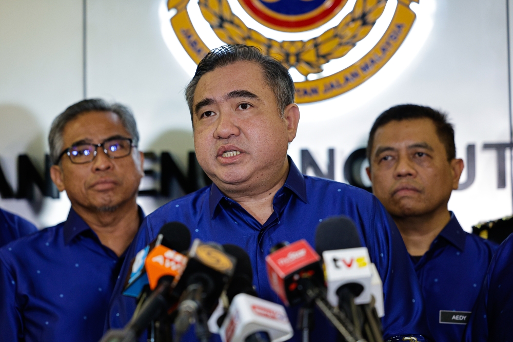 Transport Minister Anthony Loke speaks during a press conference at the Road Transport Department (JPJ) office in Putrajaya, on Jan 2, 2025. — Bernama pic