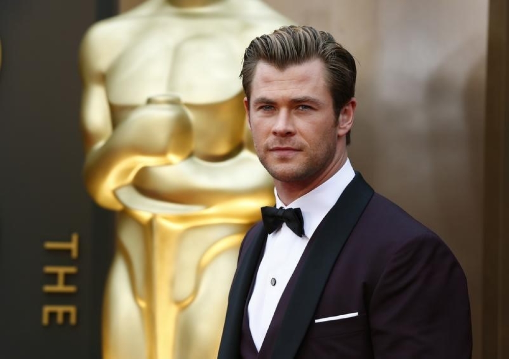 In between walking on a crane hanging from a skyscraper, fasting for four days and climbing up a 100-foot rope in the middle of Australia’s Blue Mountains, Chris Hemsworth shared his desire and strategies to avoid diseases and stay alive until a very old age. — Reuters pic