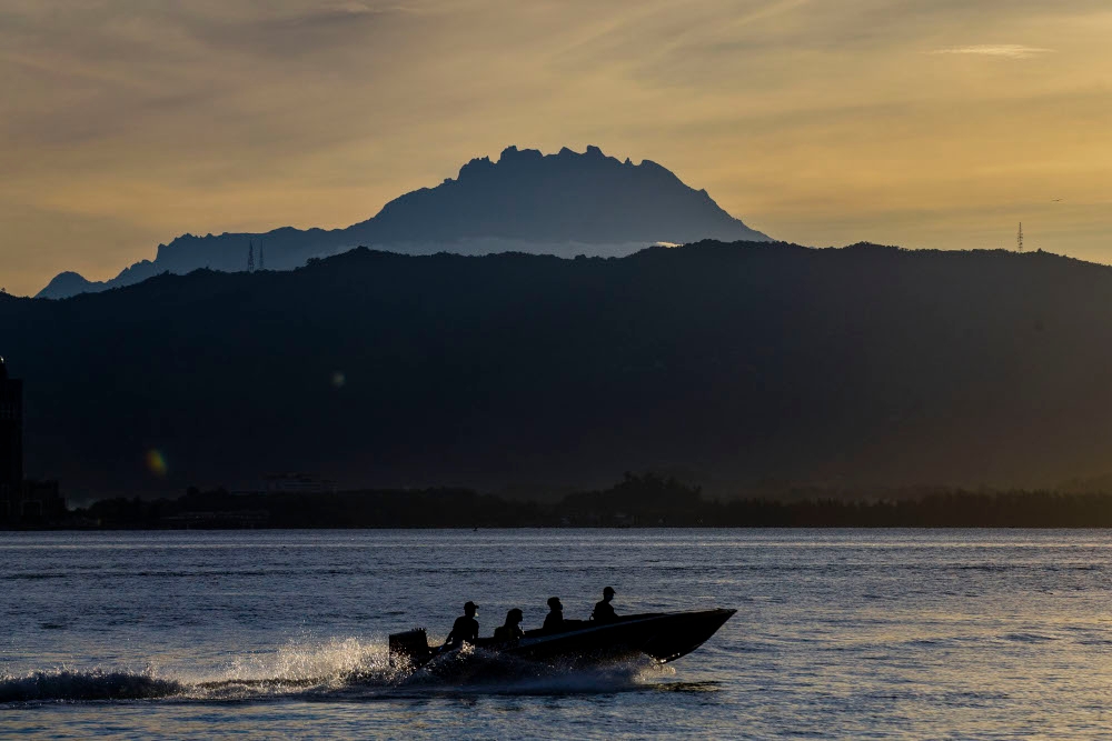 Sabah is renowned for its natural beauty, including Mount Kinabalu, pristine islands, and diverse wildlife. By investing in sustainable tourism, improving infrastructure, and enhancing accessibility, Sabah can attract more international and domestic tourists, according to the author. — Picture by Firdaus Latif