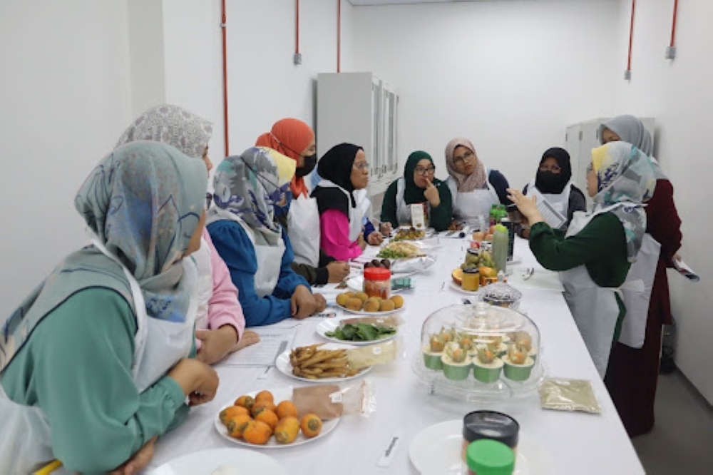 Women entrepreneurs explore underutilised local crops at UNM-YSD Food Processing Pilot Plant.