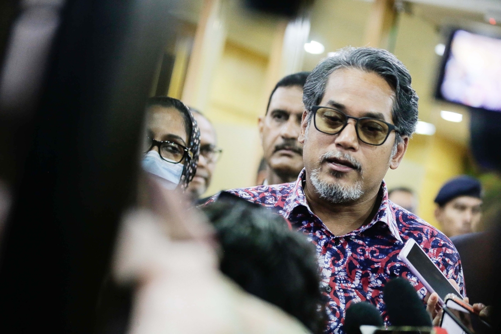 Two police reports have now been lodged against former health minister Khairy Jamaluddin following his remarks on a document regarding former prime minister Najib Razak’s purported house arrest. — Picture by Sayuti Zainudin 