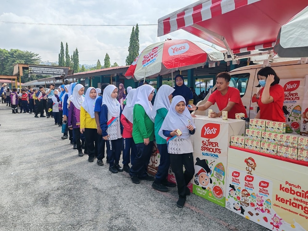 Lining up to get Yeo’s SuperSprouts™ Soy Milk, the first of its kind plant-based  milk for children. — Picture courtesy of Yeo’s 