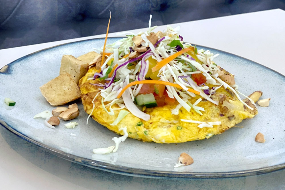 Omelette de Casa is suitable for ovo-vegetarians. — Picture by CK Lim