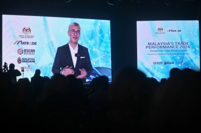 Tengku Zafrul: Malaysia targets FTA partners and emerging markets to drive export growth in 2025