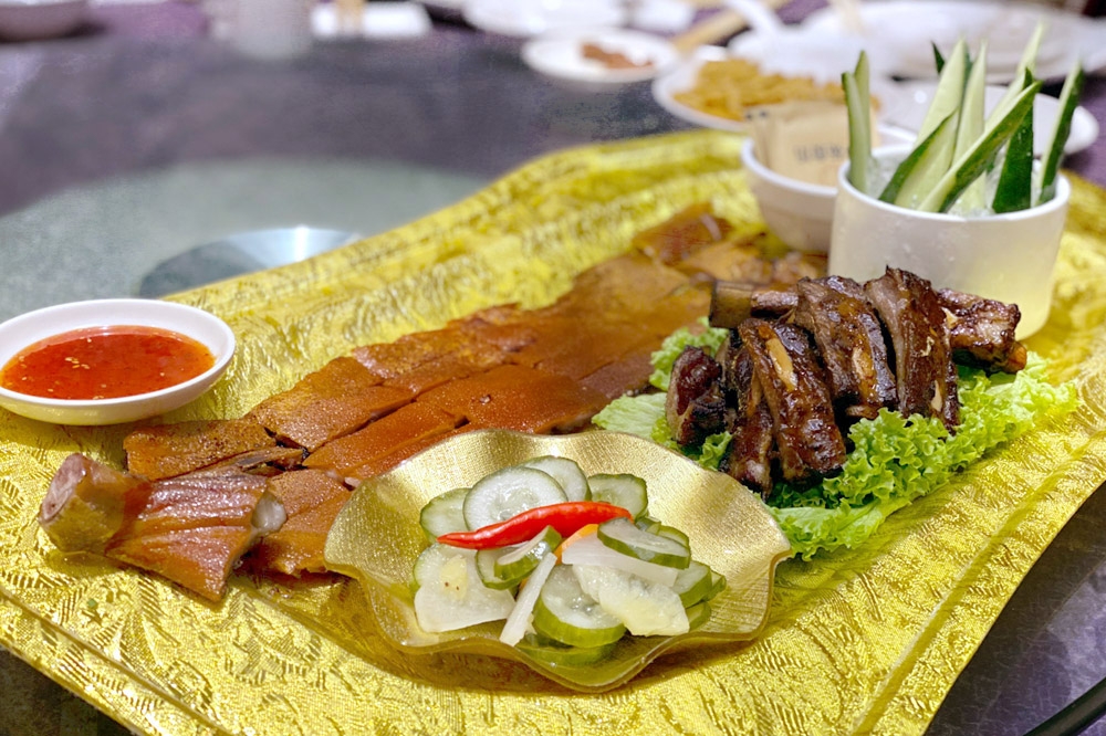 Mixed Pork Platter — Half Charcoal Roasted Suckling Pig and Grilled Iberico Pork Ribs — Picture by CK Lim