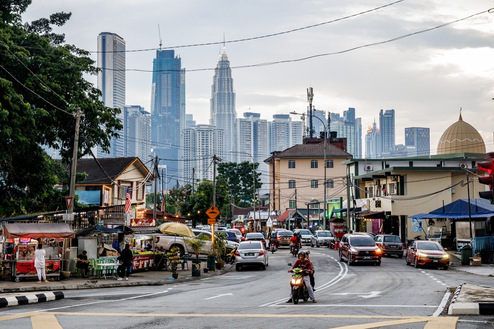 Guan Eng urges tax relief, local procurement rules to shield SMEs, struggling middle class from economic pressures