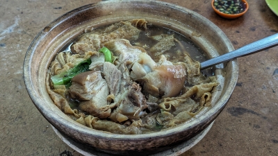 A 46-year-old ‘bak kut teh’ icon in Klang: The original Telok Pulai Bak Kut Teh