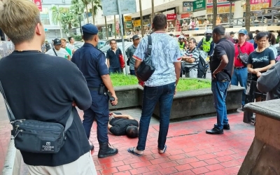 JB police arrest man over cleaver attack