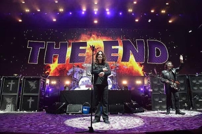 Fans snap up tickets for Black Sabbath reunion after 20 years that will also be Ozzy Osbourne’s farewell gig