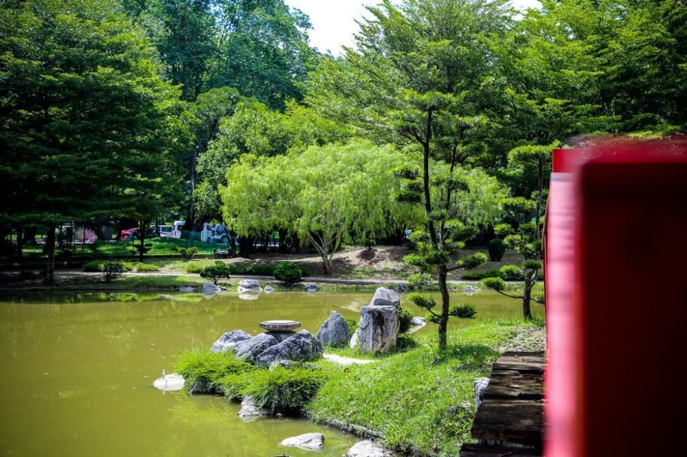 The Japanese Garden in Ipoh’s DR Seenivasagam Recreational Park was designed with assistance from Fukuoka City Hall. — Picture from X/Visit Malaysia