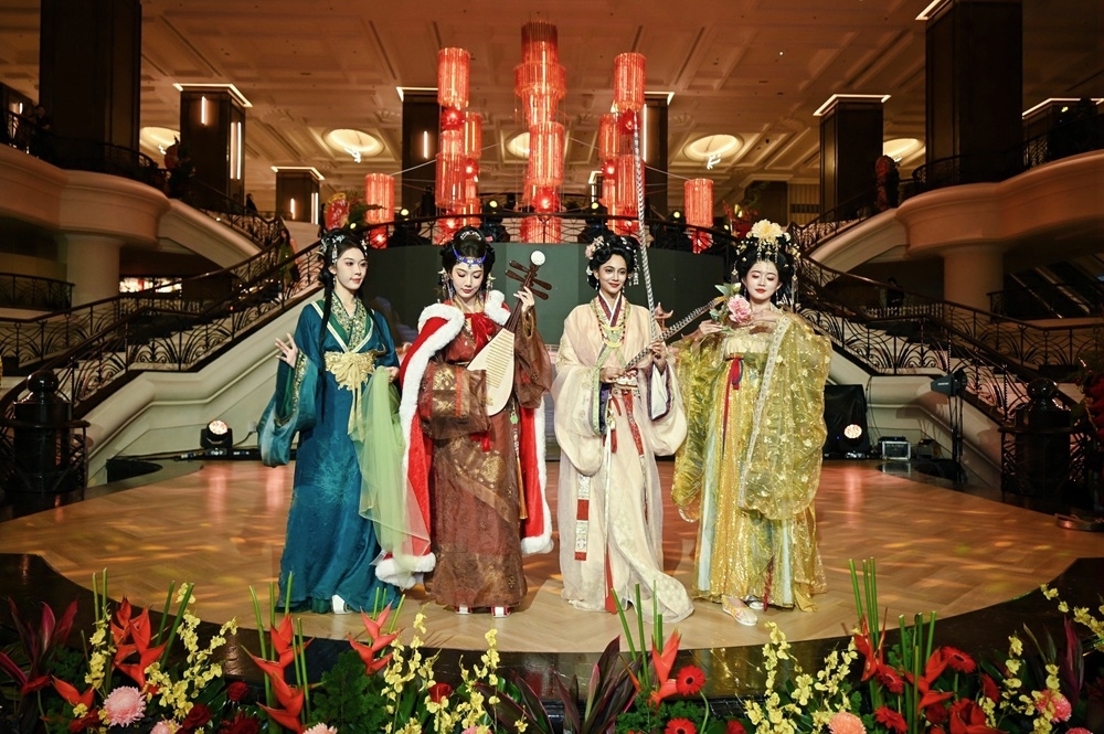 Fashion show: The four beauties of China. — Picture courtesy of IOI Properties Group