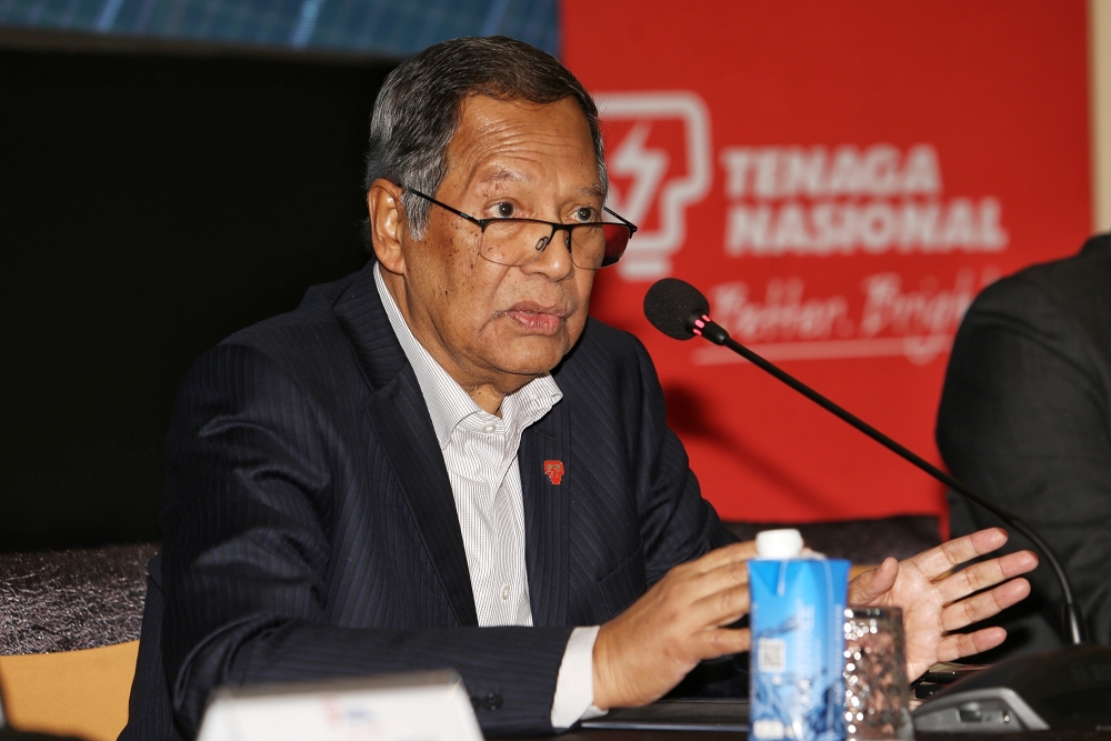 TNB chairman Tan Sri Abdul Razak Abdul Majid speaks during a press conference on the TNB financial results in TNB Platinum, Kuala Lumpur February 28, 2025. — Picture by Choo Choy May