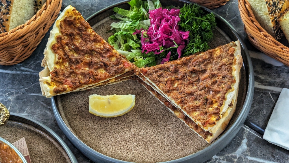 Everybody goes for ‘pide’, but I prefer the ‘lahmacun’. — Picture by Ethan Lau