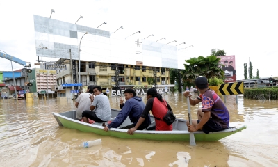 Sabah flood victims rise to 4,555 as evacuations continue, Sarawak centres closed