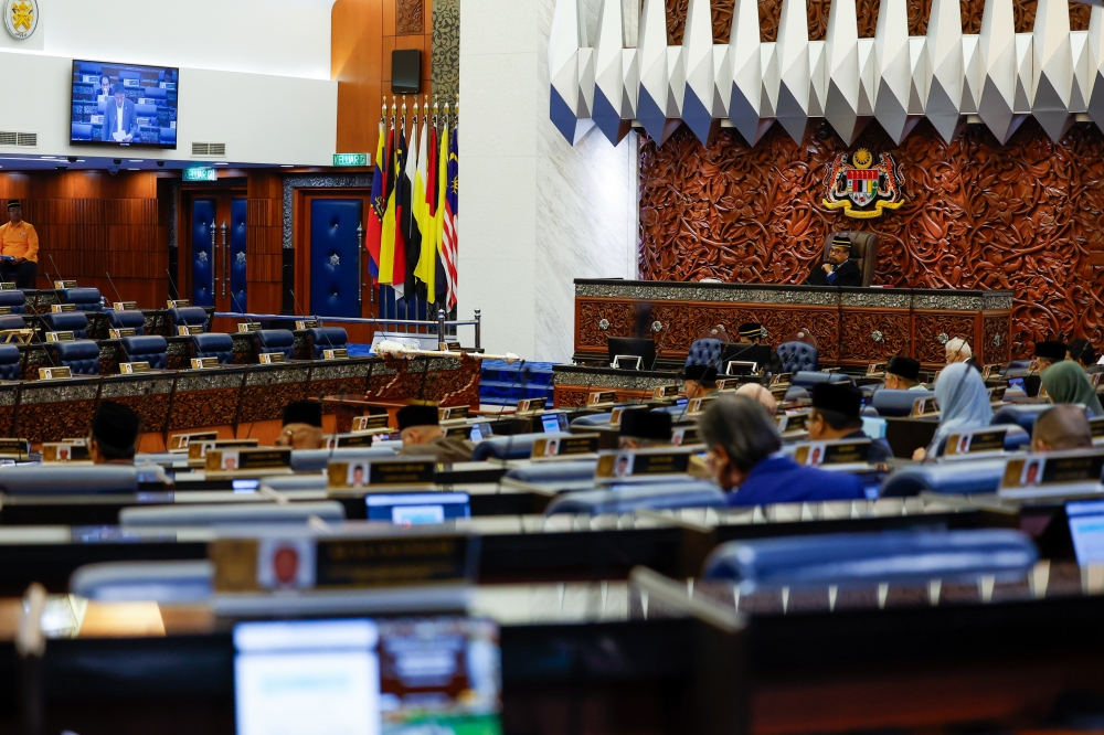 With the passing of the Parliamentary Service Bill 225 into law by the Dewan Rakyat on March 5, there will now be a Parliamentary Service separate from the general public service. — Bernama pic