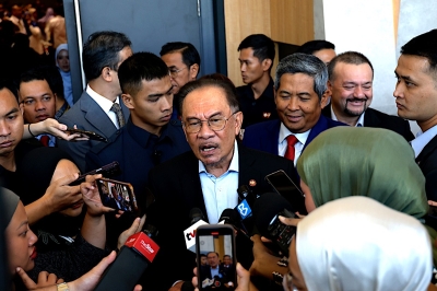 Anwar: Boarding school enrolments must prioritise STEM subjects, GLCs urged to adopt rural schools